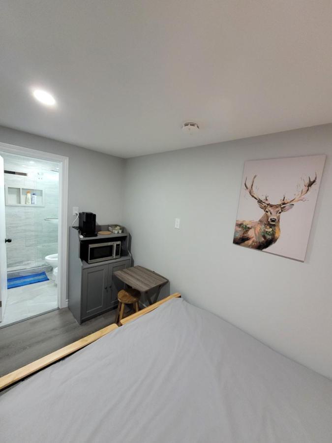Guest House Basement - Master Bedrooms In Bayview Village Toronto Exterior foto